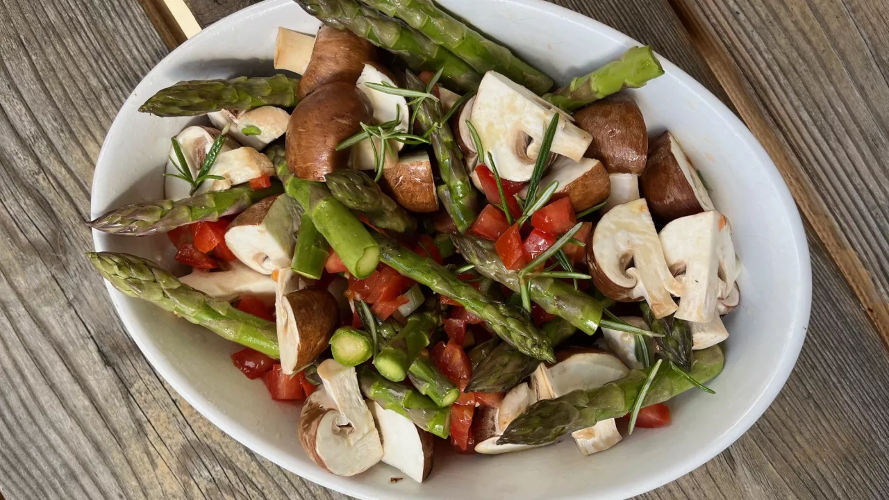 Ofengemüse mit Spargel